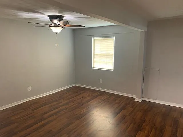 435 Elk St #1 — Photo 4