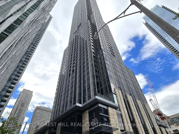 11 Yorkville Ave, Toronto, ON