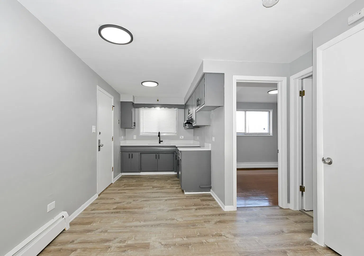 10604 S Walden Parkway — Photo 1