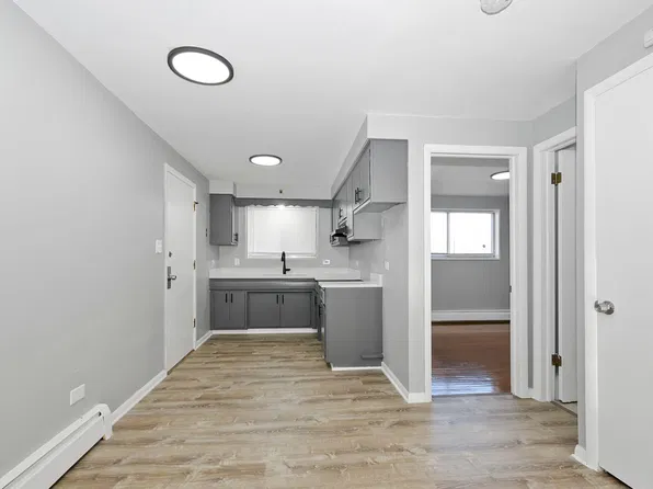 10604 S Walden Parkway, 10604 S Walden Pkwy #3A, Chicago, IL 60643