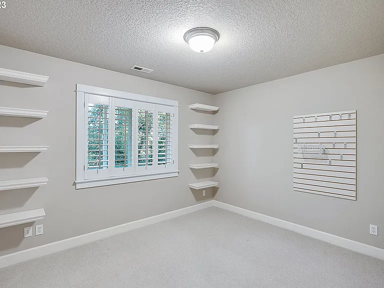 2227 Matterhorn Ct — Photo 26