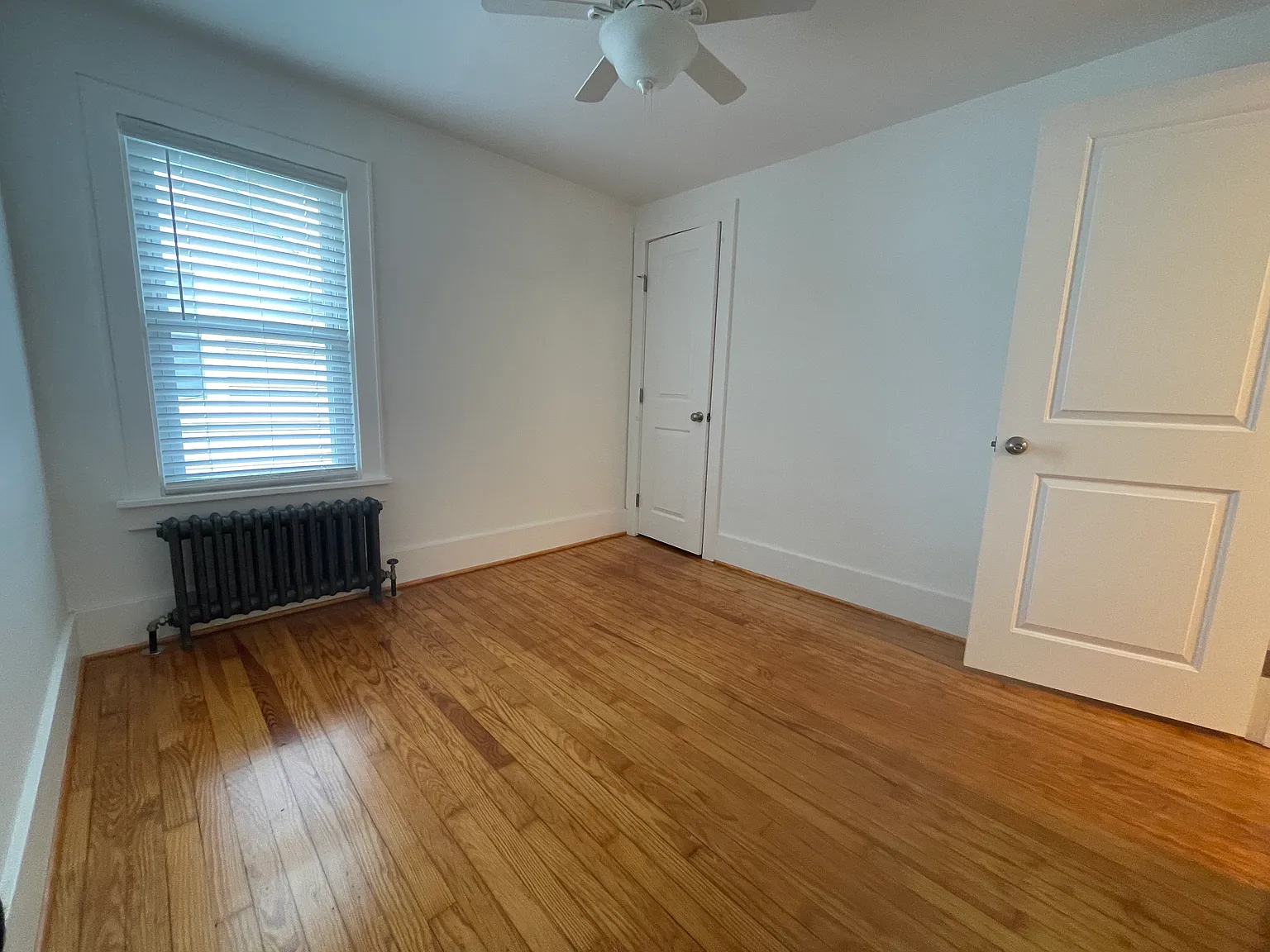3 bed, 1.5 bath, 1600 sqft, $1,500 — Photo 3