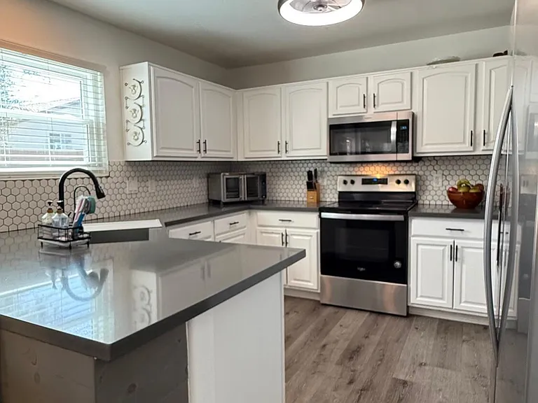 22461 W Woodlands Ave — Photo 9