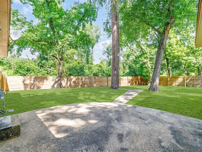 3422 Rustling Pines St — Photo 26