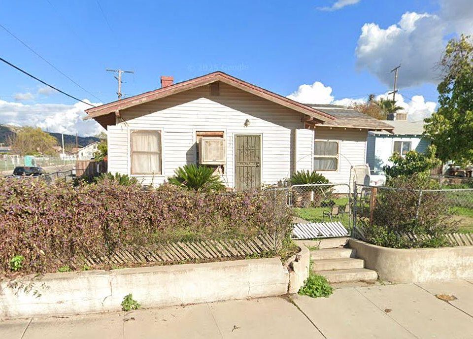 1st image of 352 N Murry Street