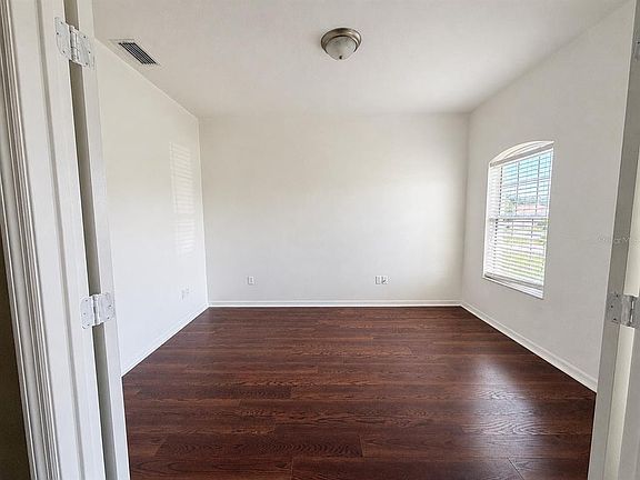 4th image of 3033 NE 27TH STREET