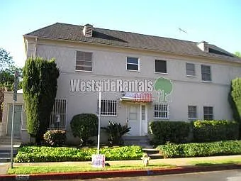 2 bed, 1.5 bath, 1600 sqft, $4,500 — Photo 1