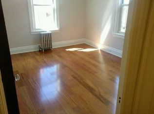 3451 9th St APT 1A, Astoria, NY 11106