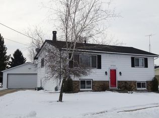 3709 Easy St, Manitowoc, WI 54220