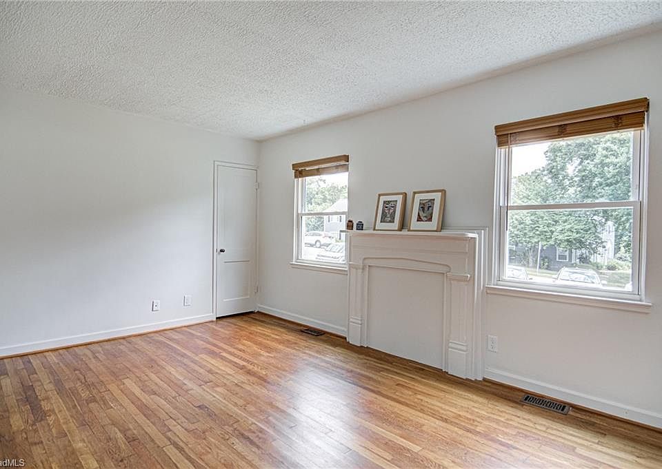 Living room viewed from front entry.