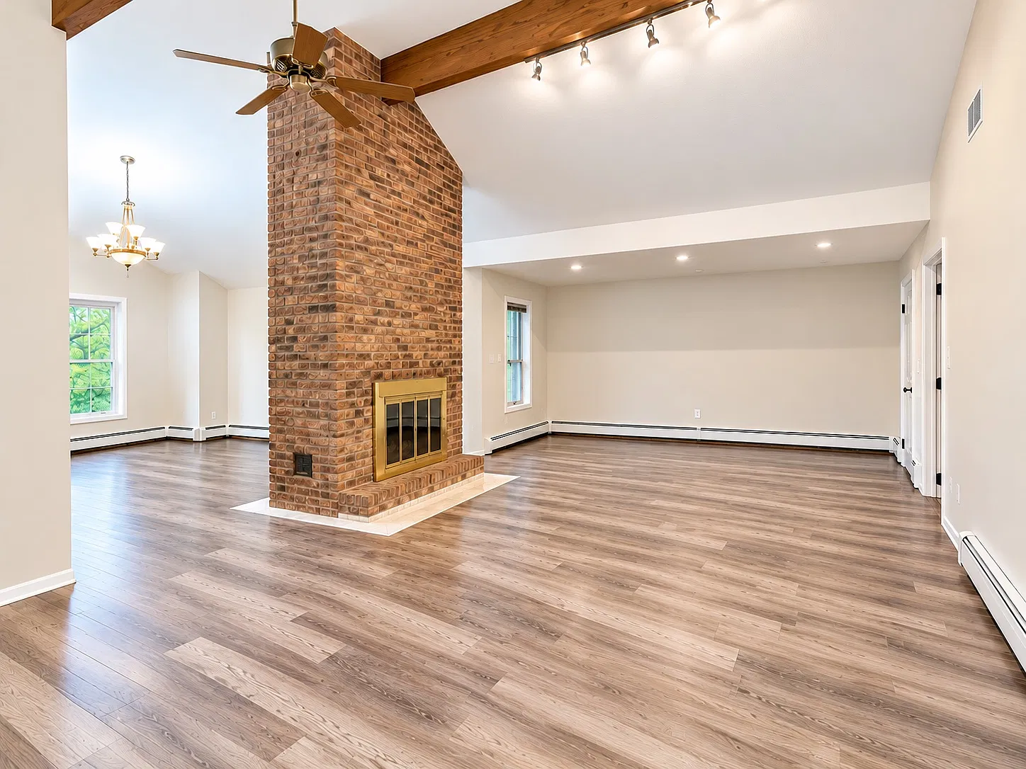 70 Wood Rd — Photo 2