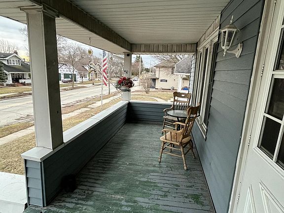 5th image of 924 North 8th STREET