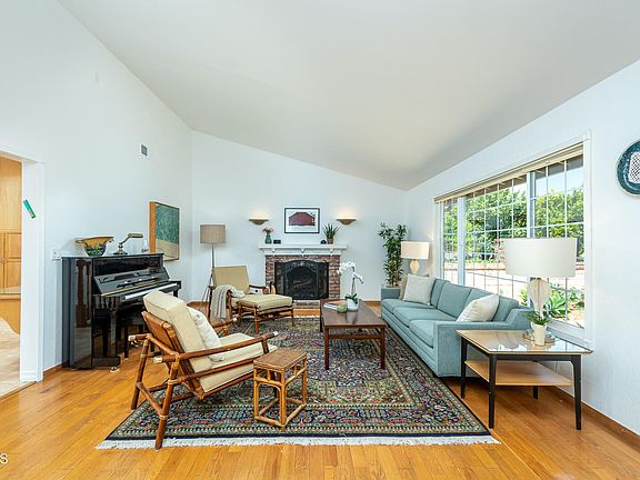 4th image of 2312 Teasley St