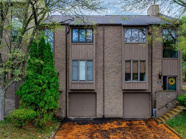 233 Pine Ct, Pittsburgh, PA 15237