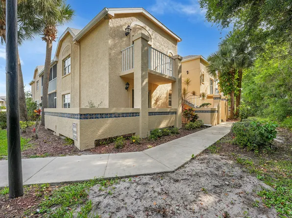 1673 SE Green Acres Circle #Nn-202, Port St Lucie, FL 34952