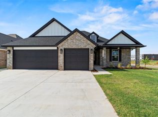 11724 SW 47th St, Mustang, OK 73064