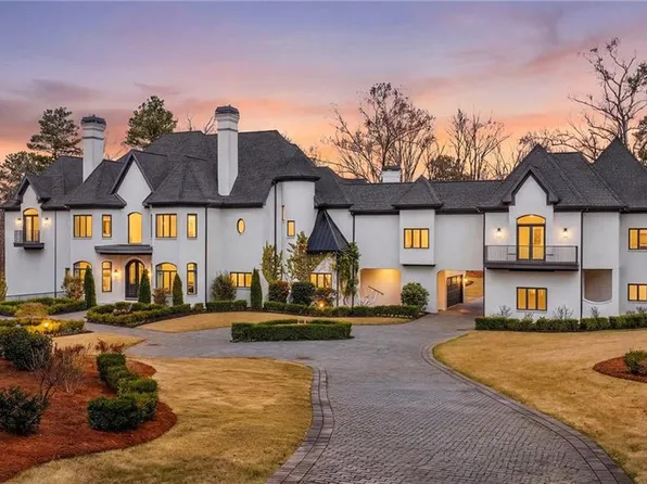 5320 Riverview Rd, Atlanta, GA 30327