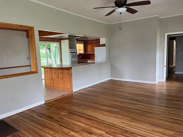 1623 W Harrison Ave — Photo 7