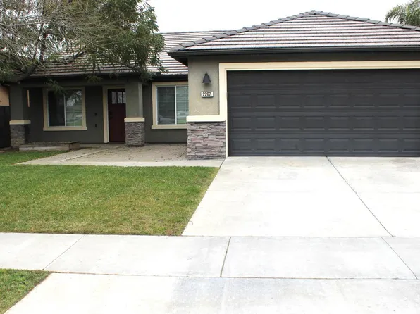2262 Riesling Ave, Hanford, CA 93230
