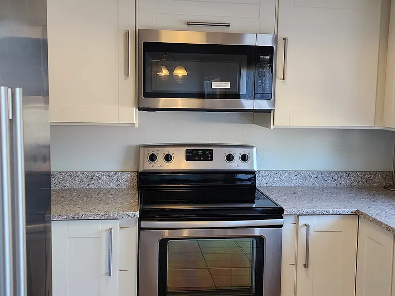 121 W Loma Vista Dr #101 — Photo 25
