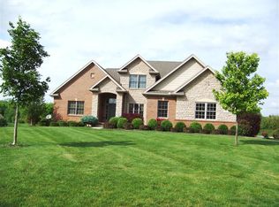 108 Loganwood Ct, Springboro, OH 45066