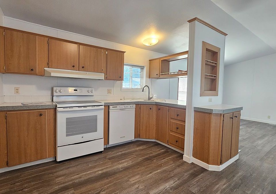 1st image of 1001 Idaho St #15