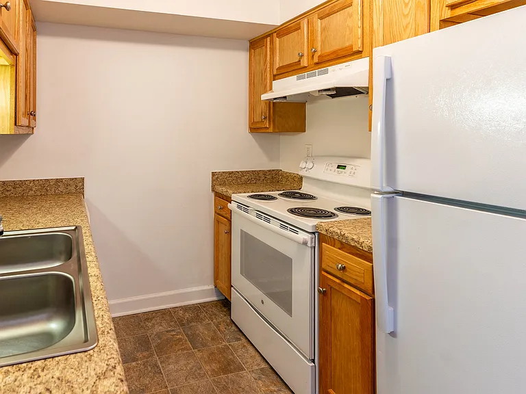 Tymberwood Trace Apartments — Photo 10