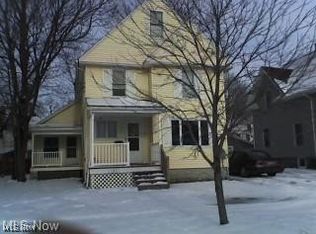 137 Grove Dr, Ashtabula, OH 44004