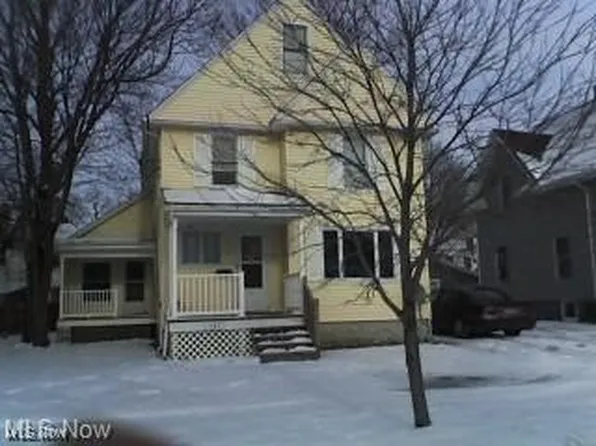 137 Grove Dr, Ashtabula, OH 44004