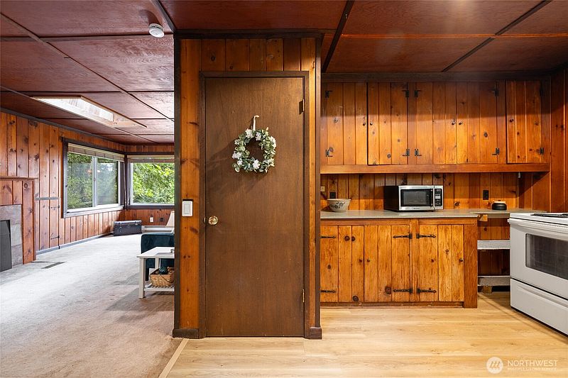 4th image of 17426 SE 60th Street