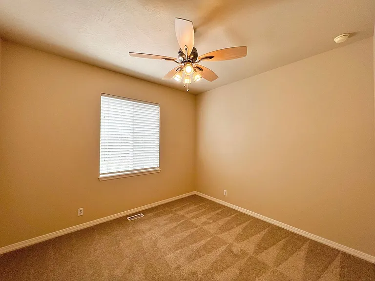 2285 W Windchime Dr — Photo 18