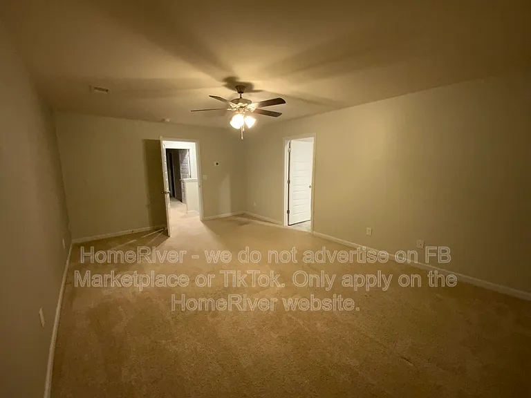 2215 Waycross Ln — Photo 3