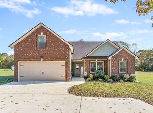 3729 Chapel Hill Rd, Clarksville, TN 37040