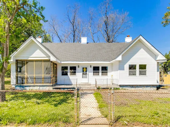 540 Oak St, Winnsboro, SC 29180