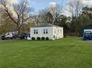 6496 Milano St, Burton, MI 48519