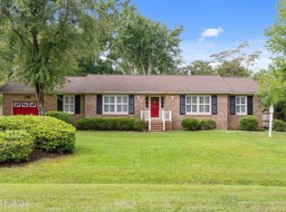 3938 Sweetbriar Rd, Wilmington, NC 28403