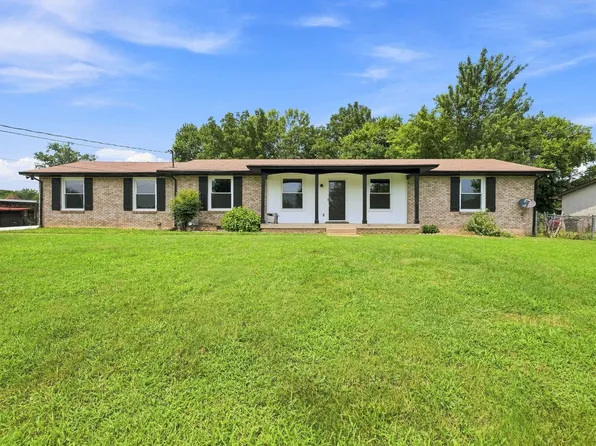 104 Lagrange Dr, Hendersonville, TN 37075