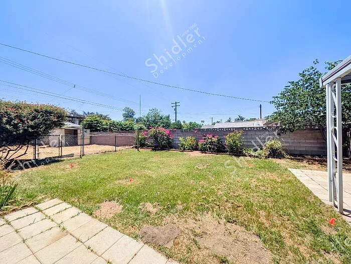 3245 N Stoddard Ave — Photo 9