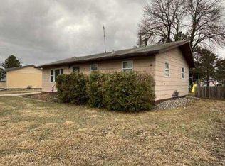 204 Adams St, Crookston, MN 56716