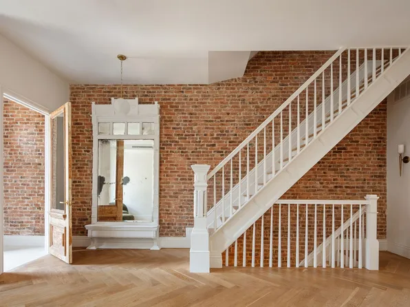 398 Putnam Avenue image 1 of 23