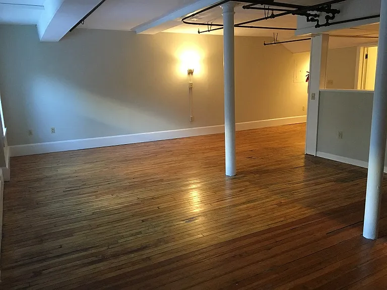 439 Congress Street — Photo 17