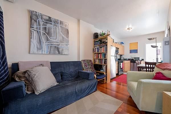 1st image of 56 Woodward St