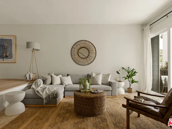 5100 Riverton Ave Unit 9, North Hollywood, CA 91601