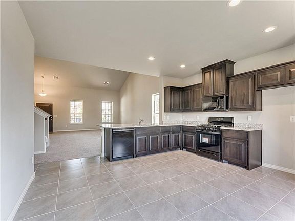 3rd image of 12512 NW 139th Ter