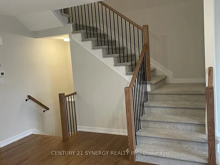 516 Oldenburg Ave S — Photo 14