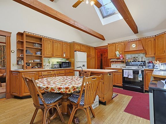 5th image of 35 Wilson St
