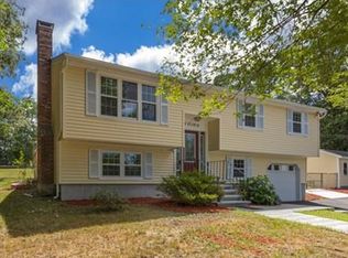 23 Floyd St, Billerica, MA 01821