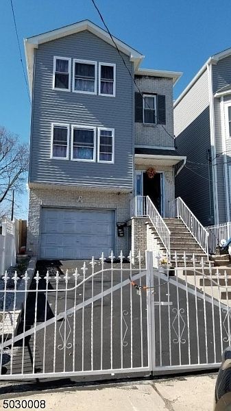 1st image of 187 Johnson Ave Floor 2