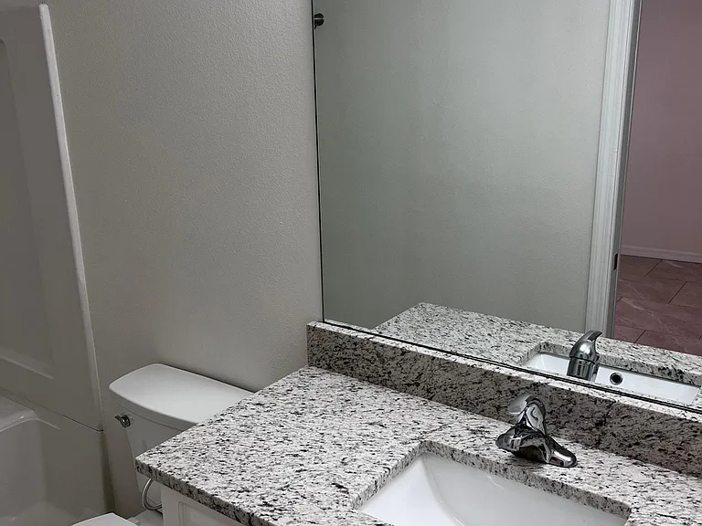 4226 Arcadia Ave — Photo 4