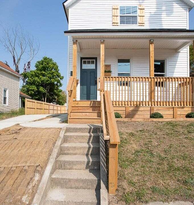 929 Bemis St SE, Grand Rapids, MI 49506 Zillow